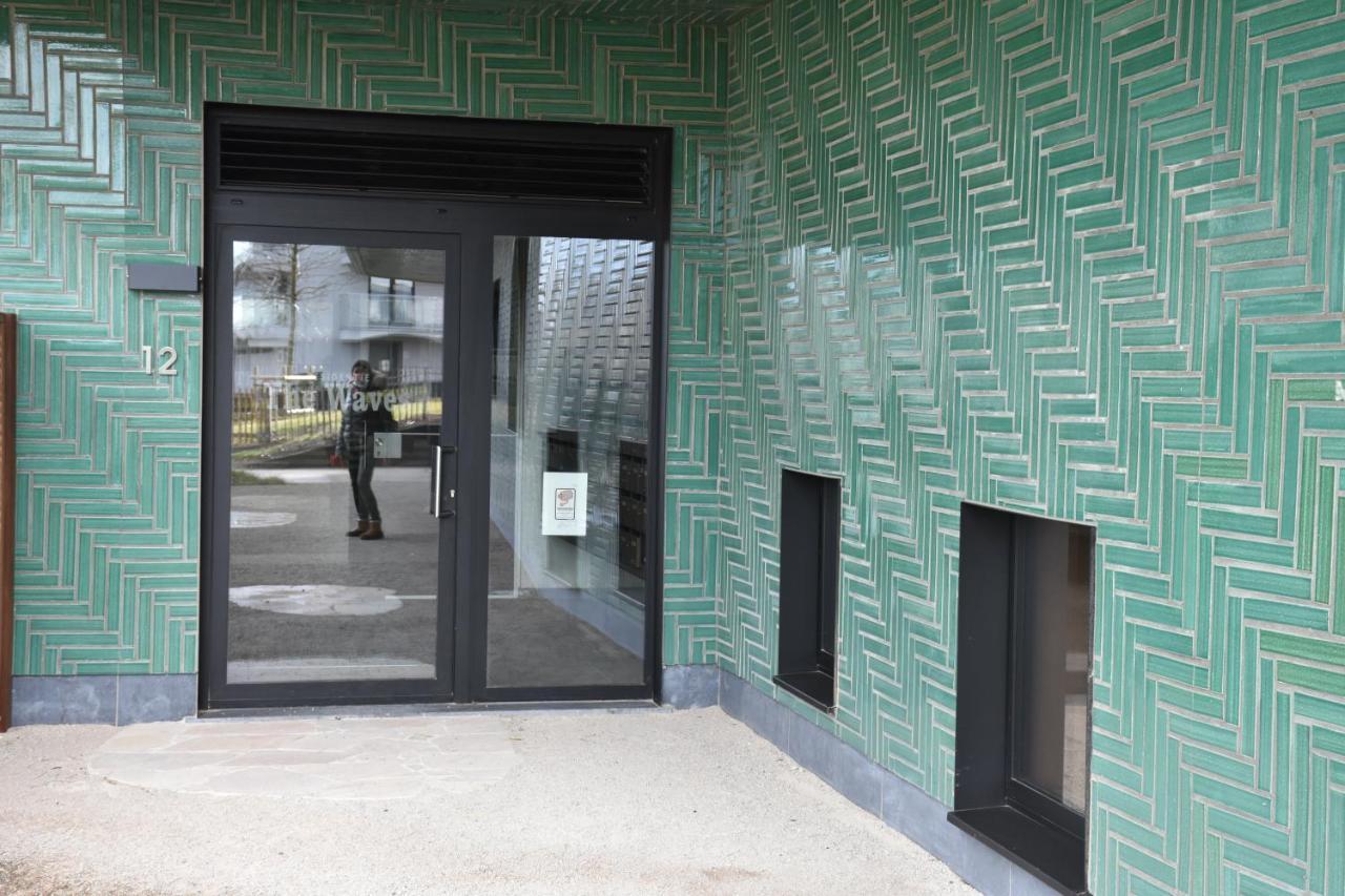 Lichtrijk 2-slaapkamerappartement Met Zeezicht En Gratis Parking *