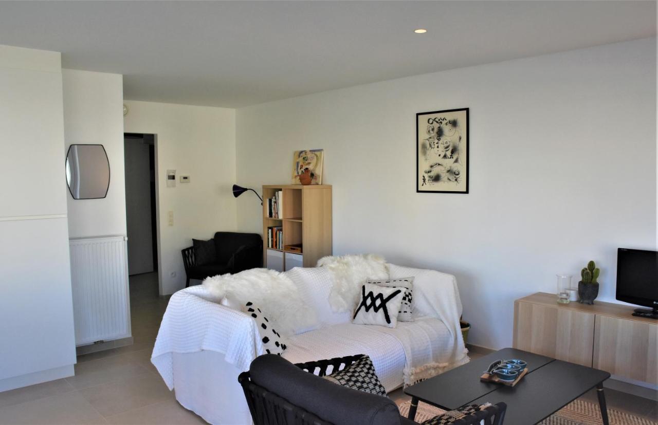 Appartement Lichtrijk 2-slaapkamerappartement Met Zeezicht En Gratis Parking