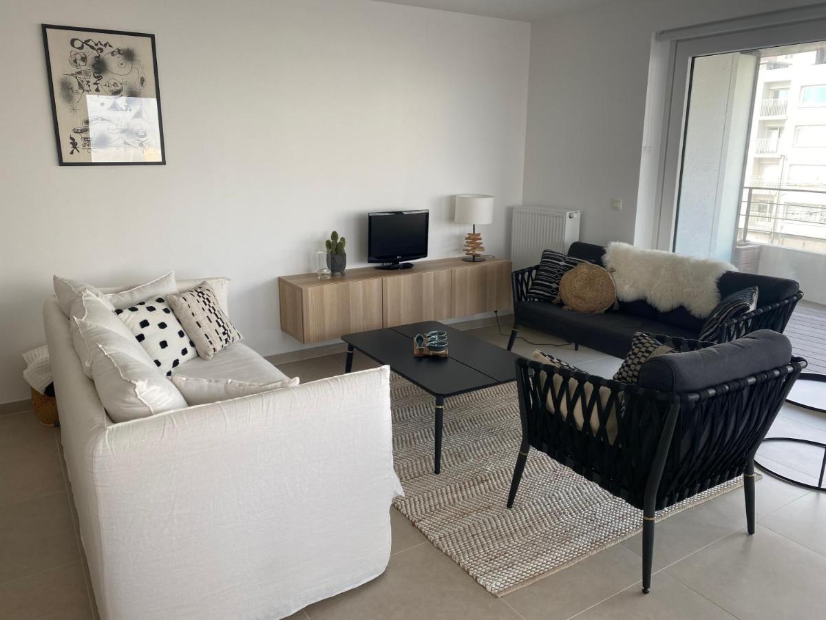 Appartement Lichtrijk 2-slaapkamerappartement Met Zeezicht En Gratis Parking